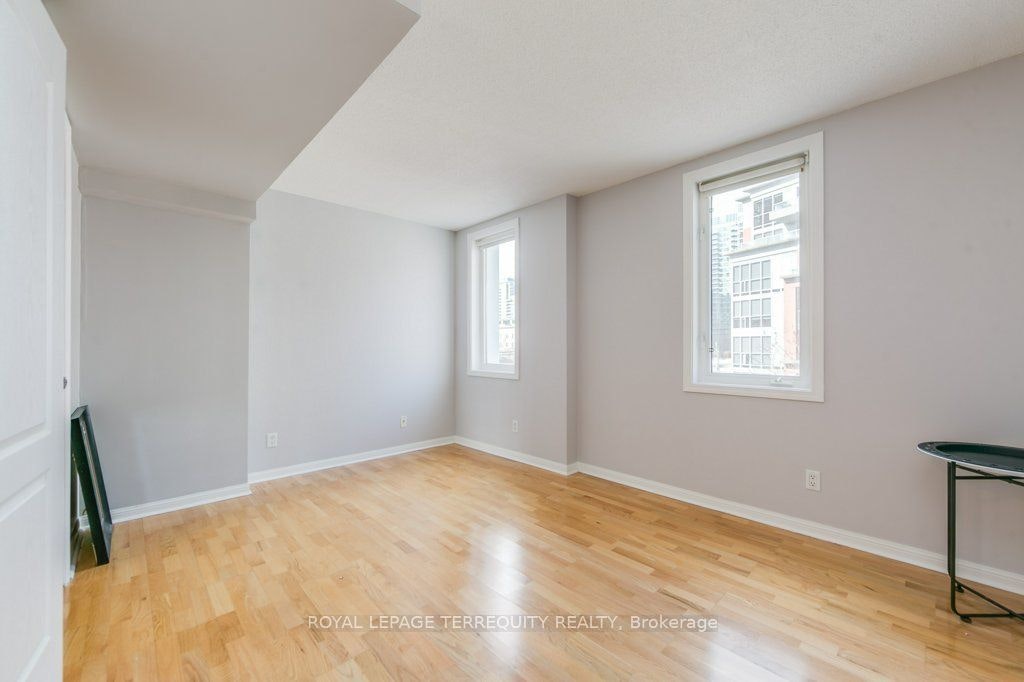 A-11 Crawford Street, Toronto, ON, M6K 3M3 - 18