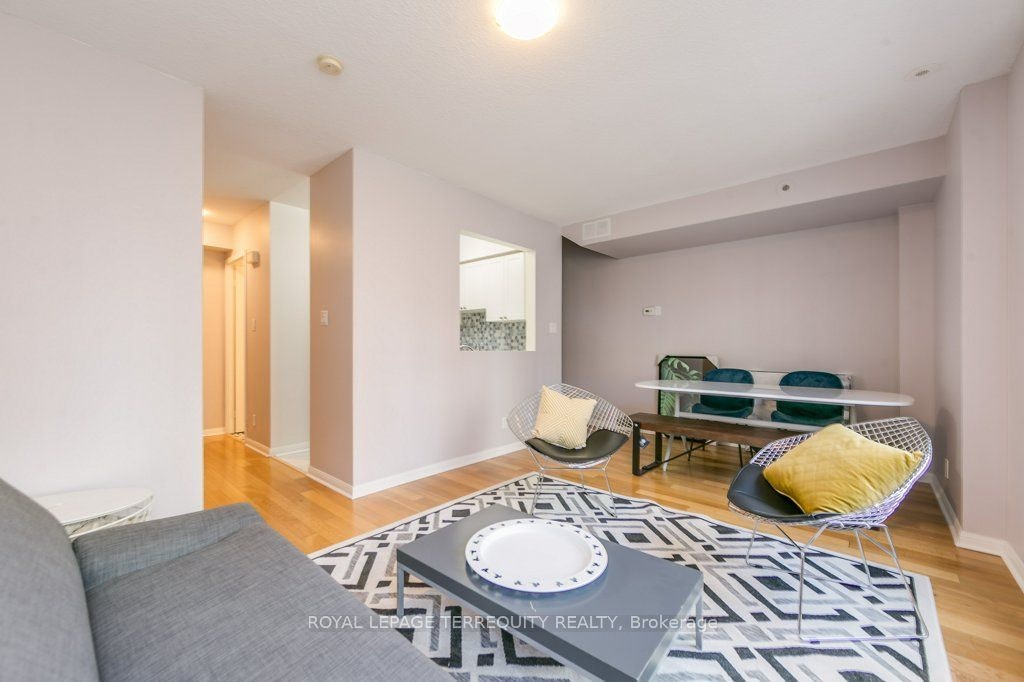 A-11 Crawford Street, Toronto, ON, M6K 3M3 - 7