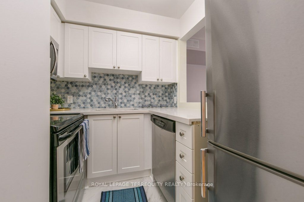 A-11 Crawford Street, Toronto, ON, M6K 3M3 - 8