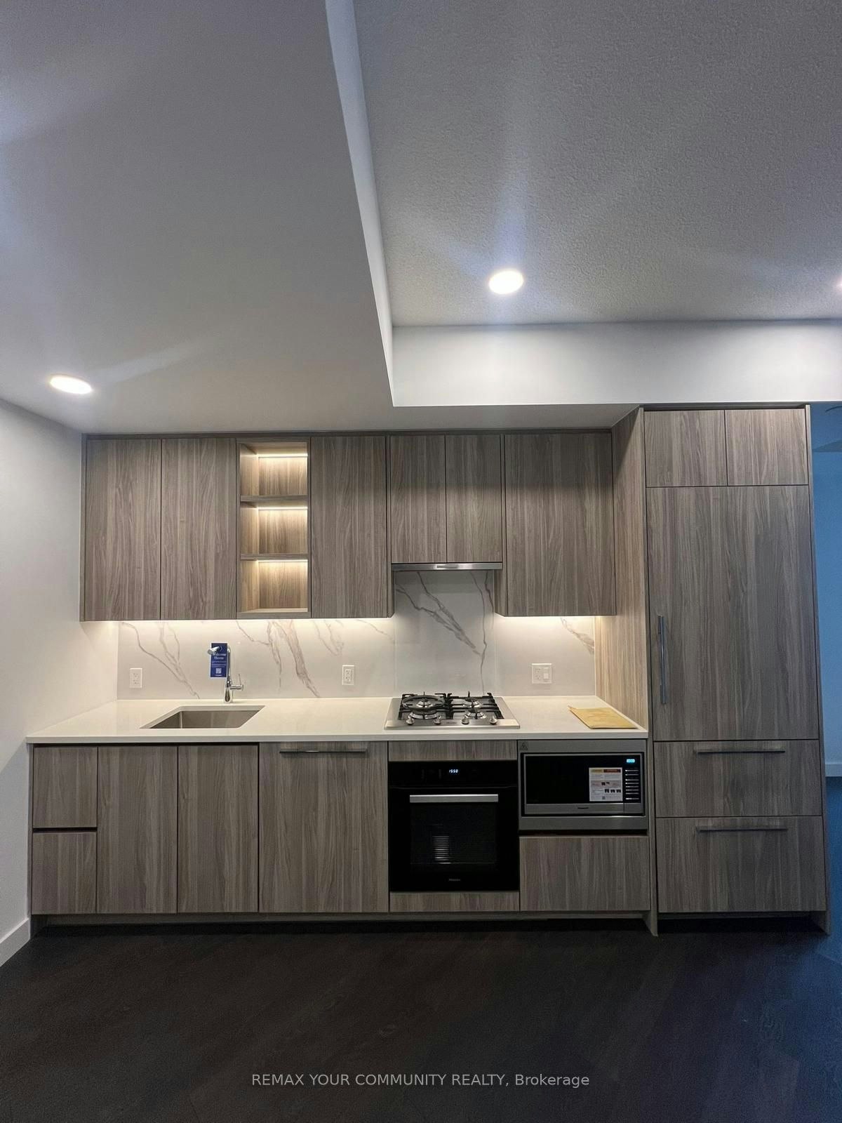 652-18 Esther Shiner Boulevard, Toronto, ON, M2K 0J6 - 8