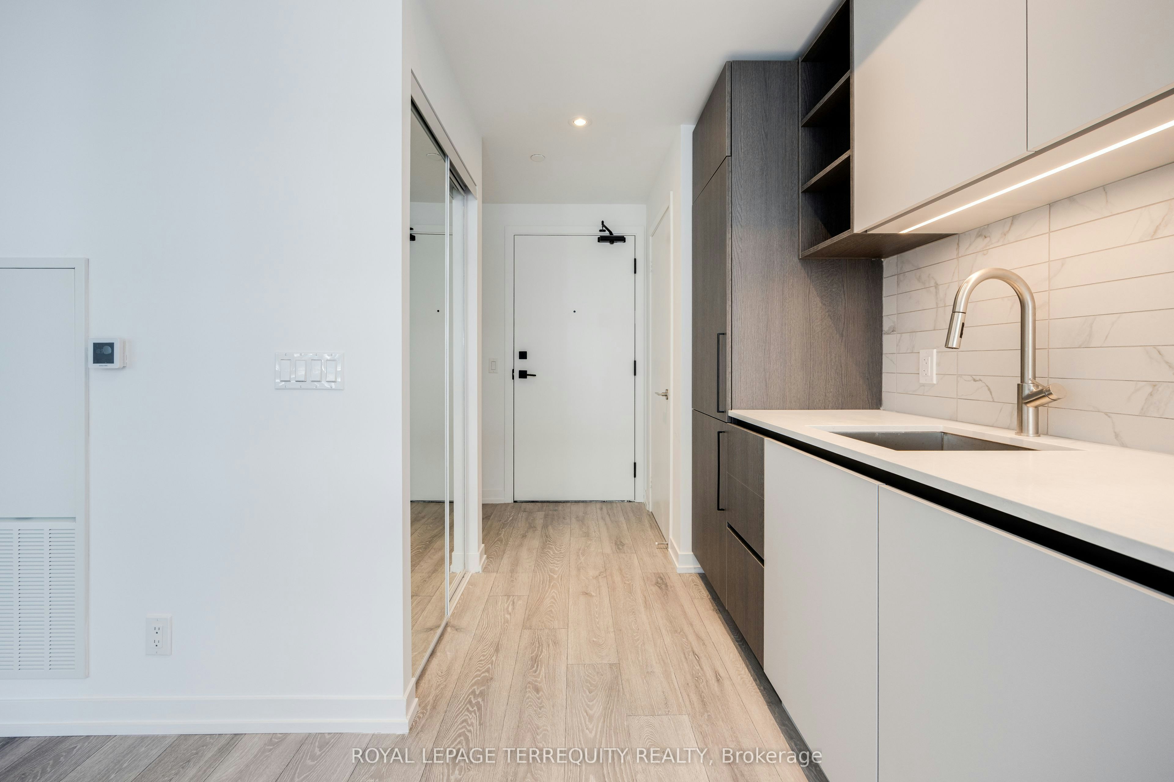 4006-55 Mercer Street, Toronto, ON, M5V 1H3 - 9