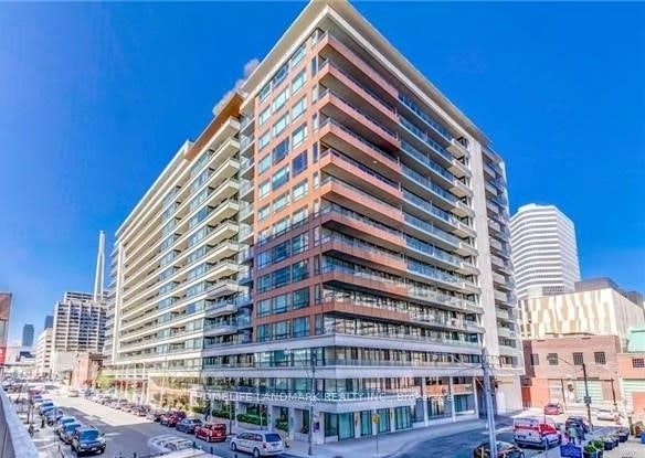 1535-111 Elizabeth Street, Toronto, ON, M5G 1P7