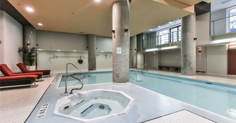 1535-111 Elizabeth Street, Toronto, ON, M5G 1P7 - 12