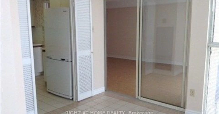 404-5460 Yonge Street, Toronto, ON, M2N 6K7 - 9