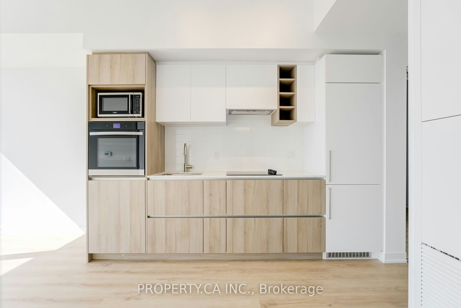 LPH16-319 Jarvis Street, Toronto, ON, M5B 0C8