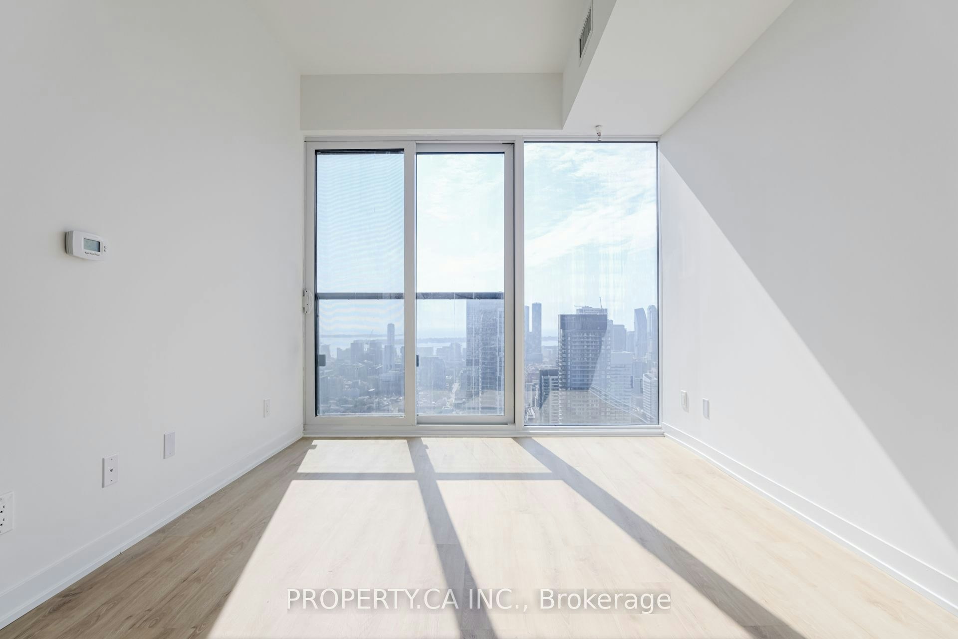 LPH16-319 Jarvis Street, Toronto, ON, M5B 0C8 - 2