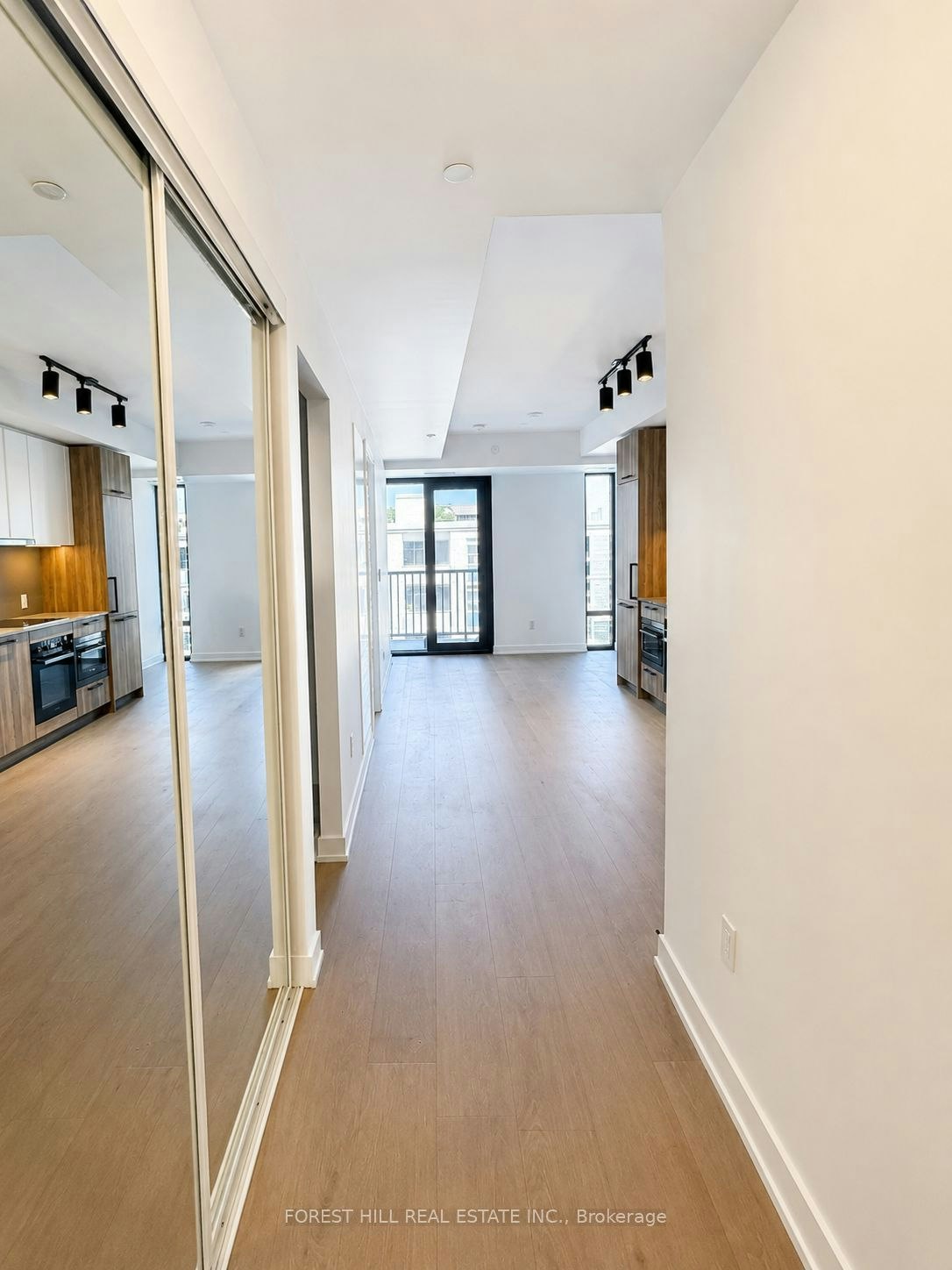 710-91 Montclair Avenue, Toronto, ON, M5P 0B1 - 7