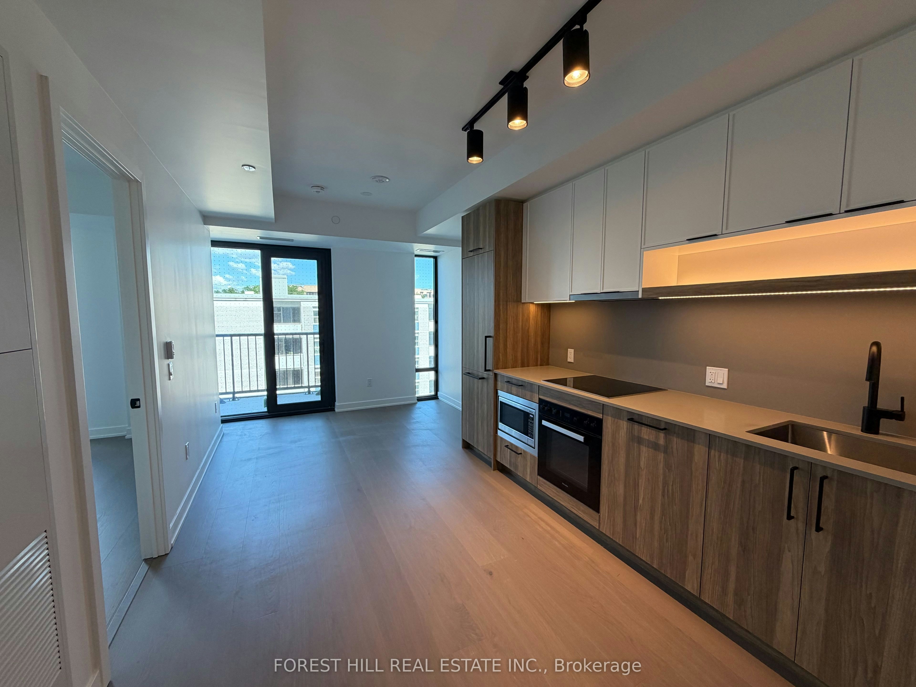710-91 Montclair Avenue, Toronto, ON, M5P 0B1 - 2