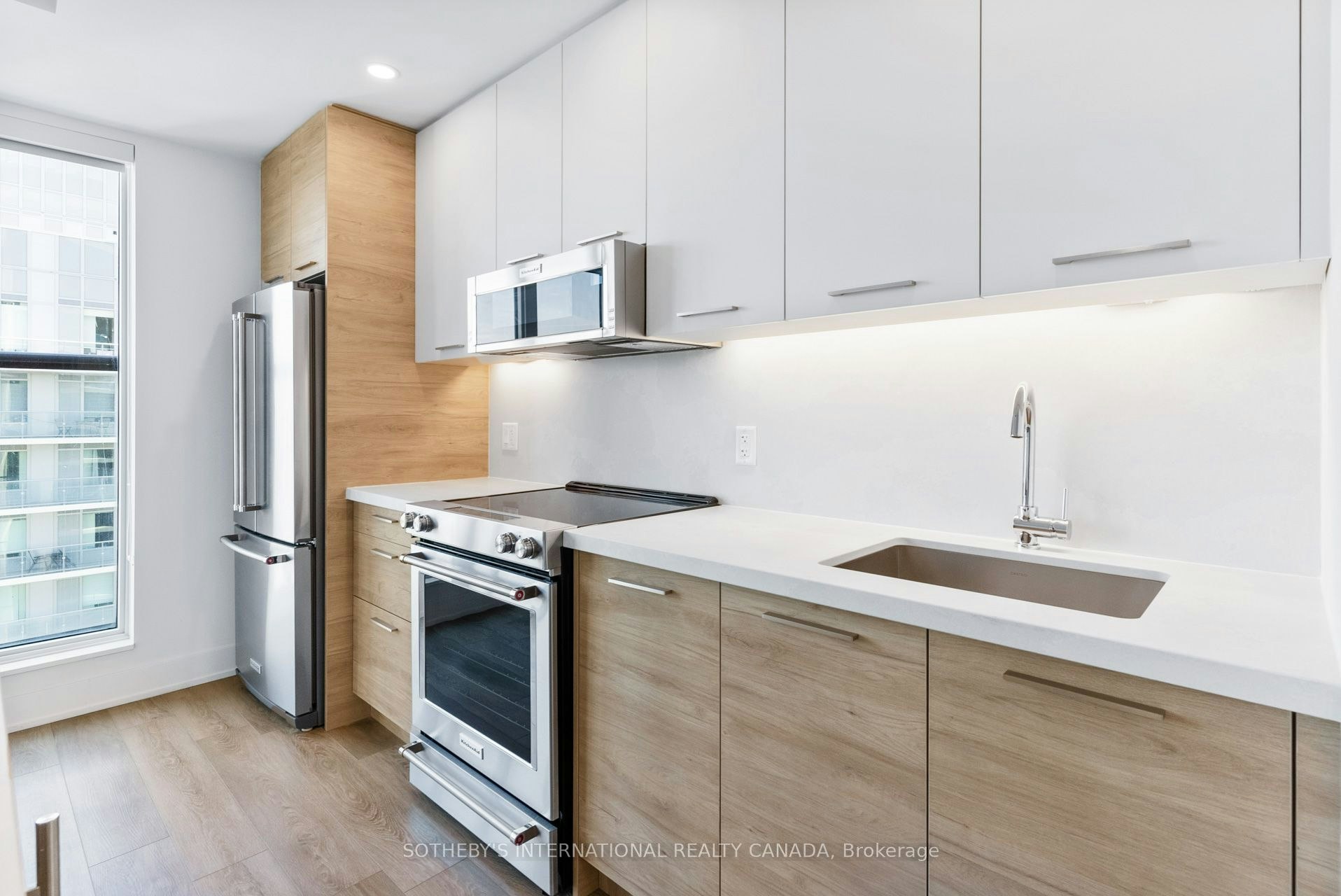1101-200 Redpath Avenue, Toronto, ON, M4P 0E6 - 9