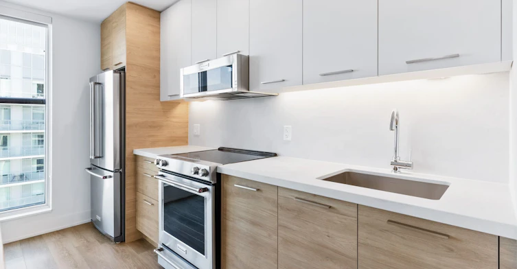 1101-200 Redpath Avenue, Toronto, ON, M4P 0E6 - 9