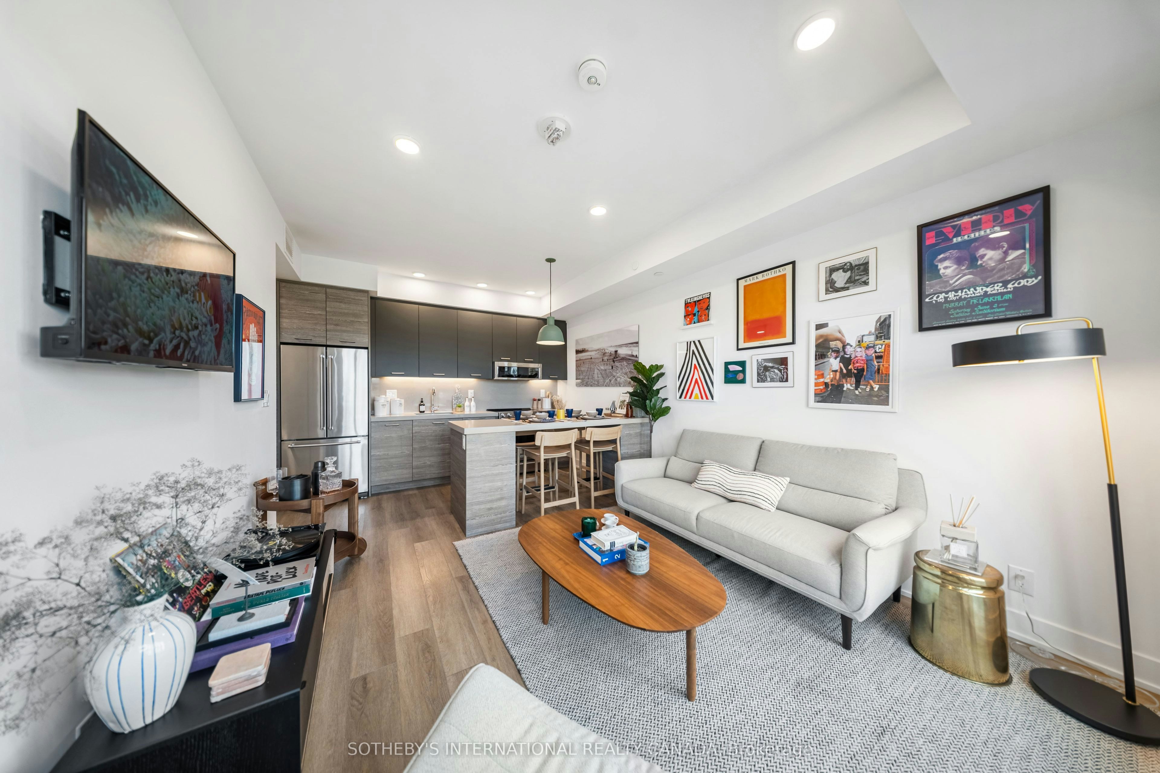 601-484 Spadina Avenue, Toronto, ON, M5S 0E4 - 9