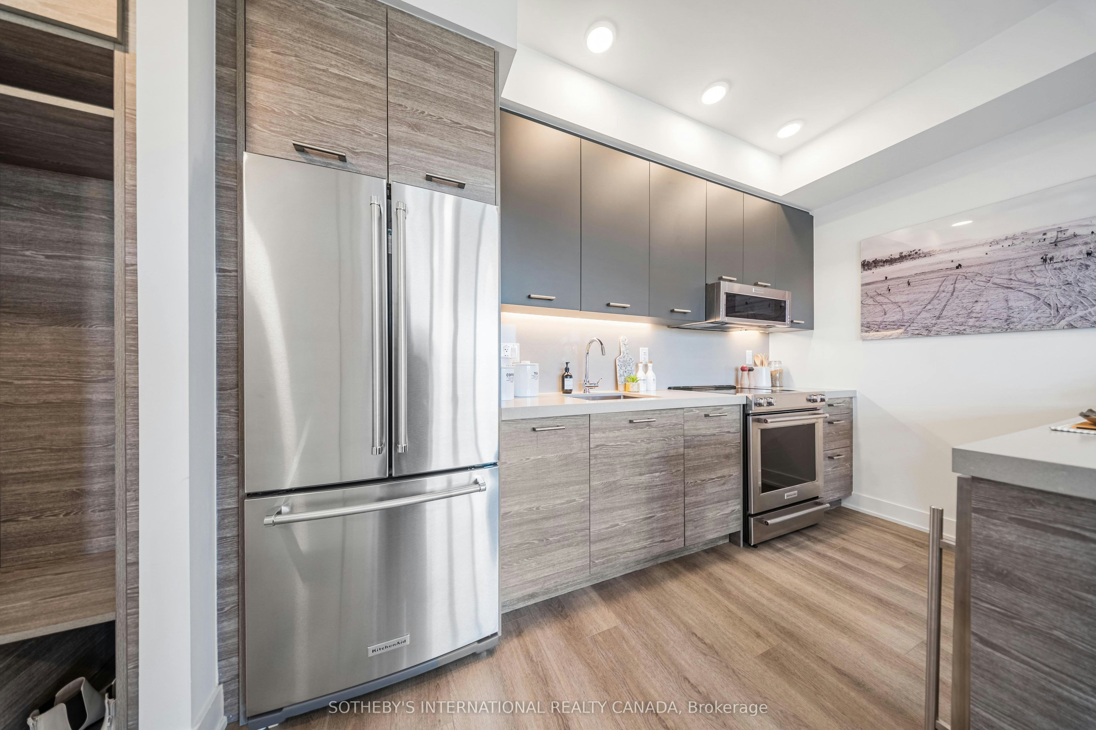 601-484 Spadina Avenue, Toronto, ON, M5S 0E4 - 12