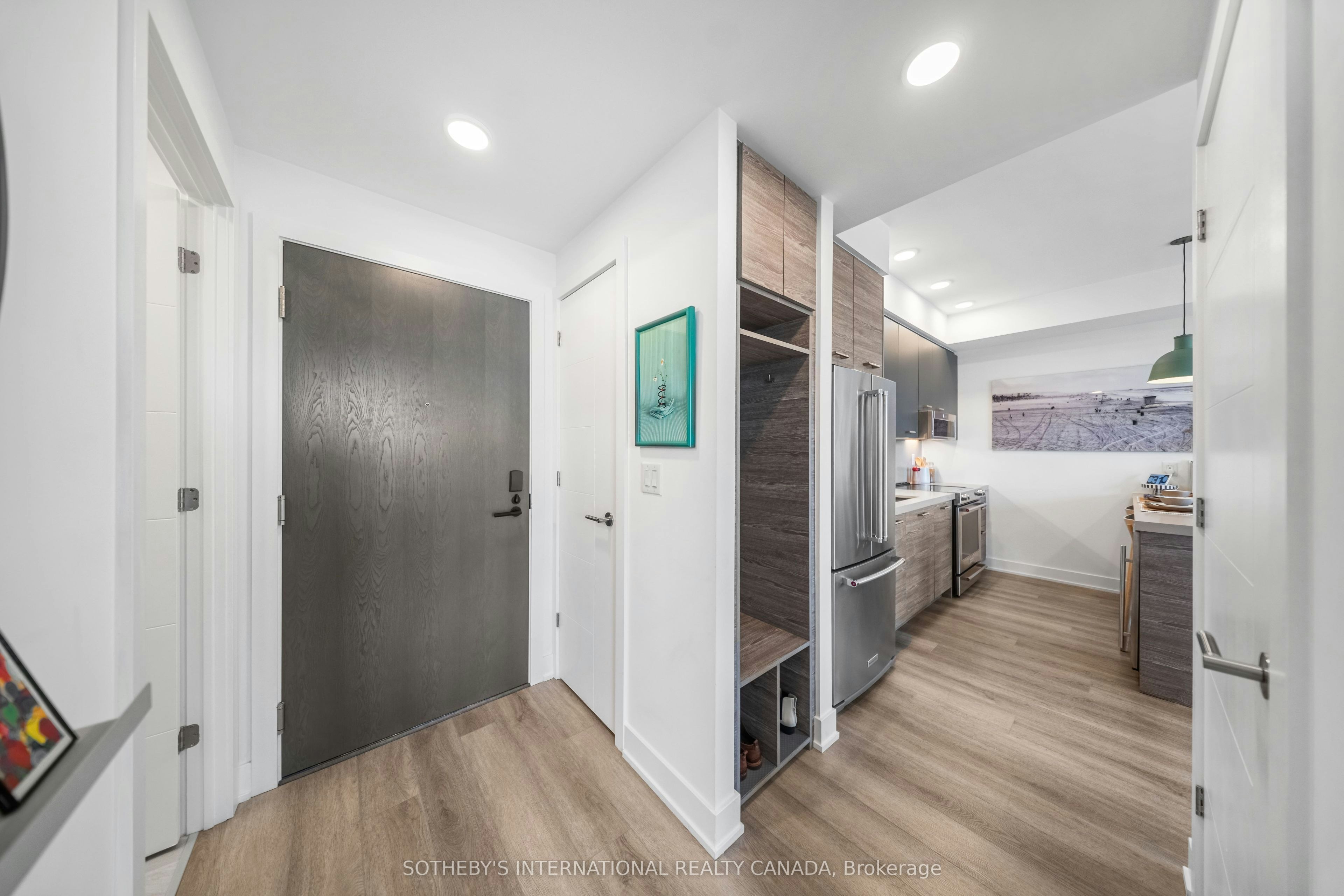 601-484 Spadina Avenue, Toronto, ON, M5S 0E4