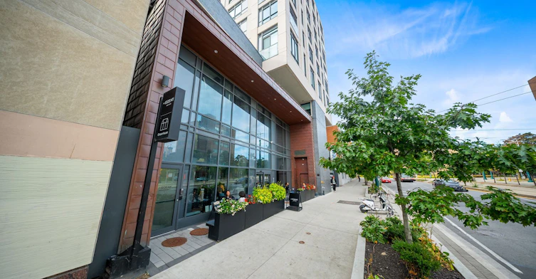 709-484 Spadina Avenue, Toronto, ON, M5S 0E4 - 18