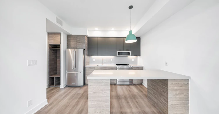 709-484 Spadina Avenue, Toronto, ON, M5S 0E4 - 7