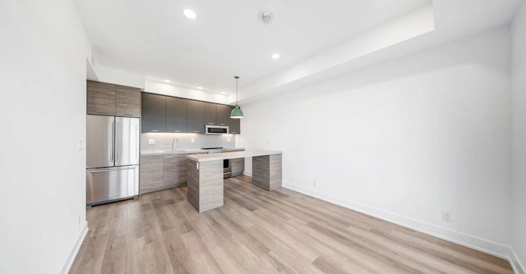 709-484 Spadina Avenue, Toronto, ON, M5S 0E4 - 4