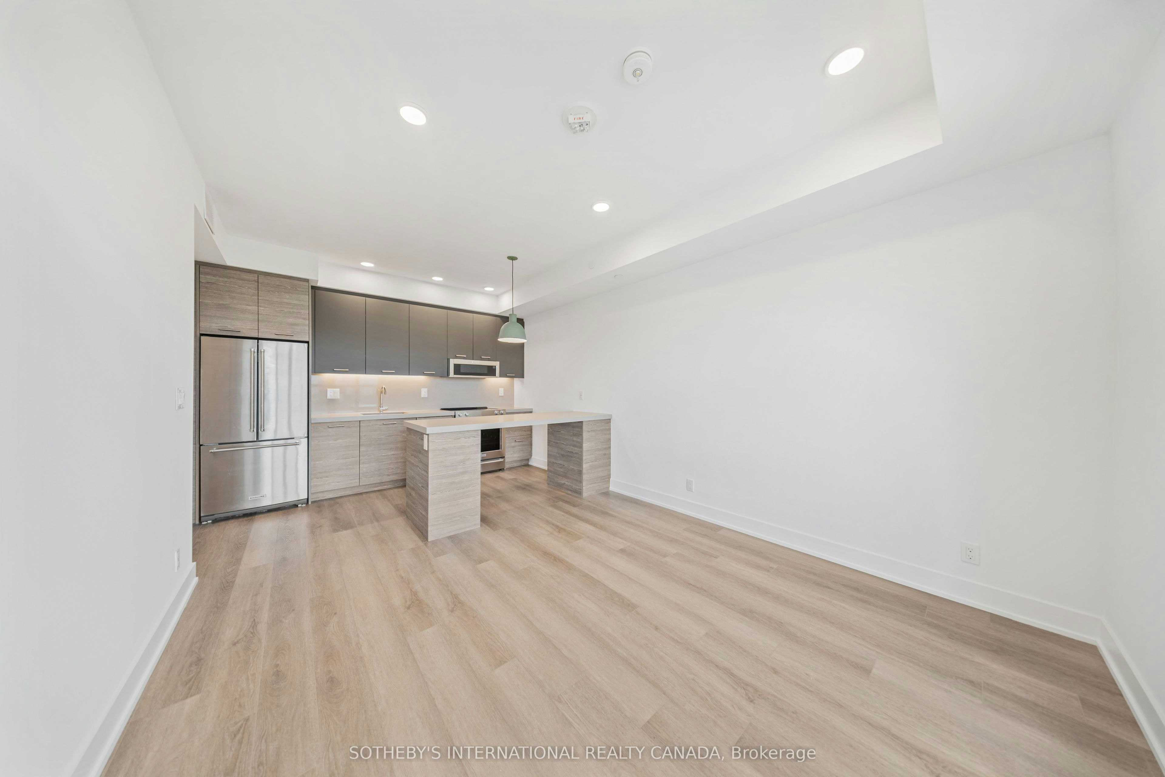 1601-484 Spadina Avenue, Toronto, ON, M5S 0E4 - 4