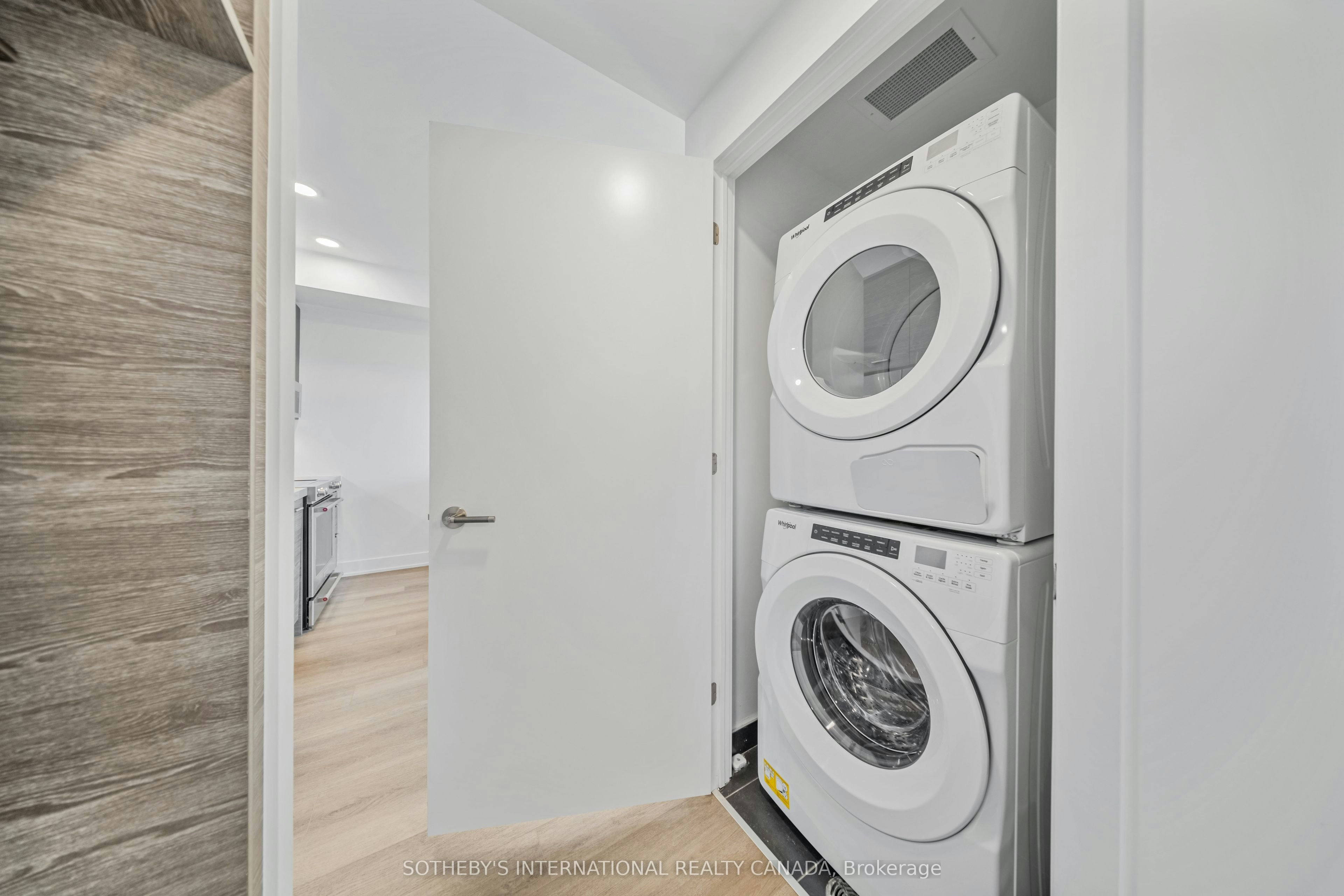 1601-484 Spadina Avenue, Toronto, ON, M5S 0E4 - 11
