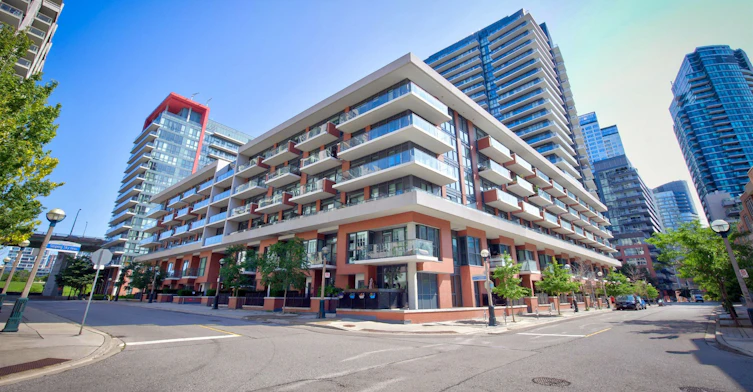 330-38 Iannuzzi Street, Toronto, ON, M5V 0S2 - 33