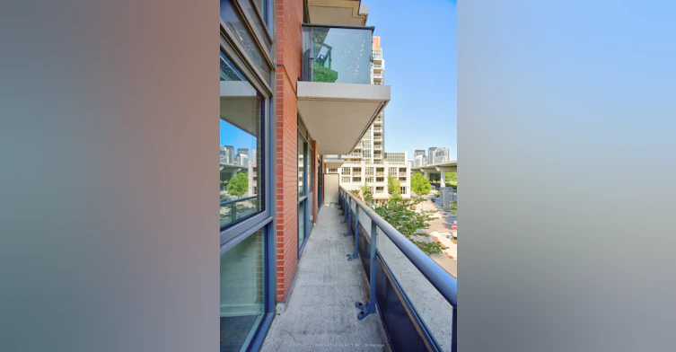 330-38 Iannuzzi Street, Toronto, ON, M5V 0S2 - 20