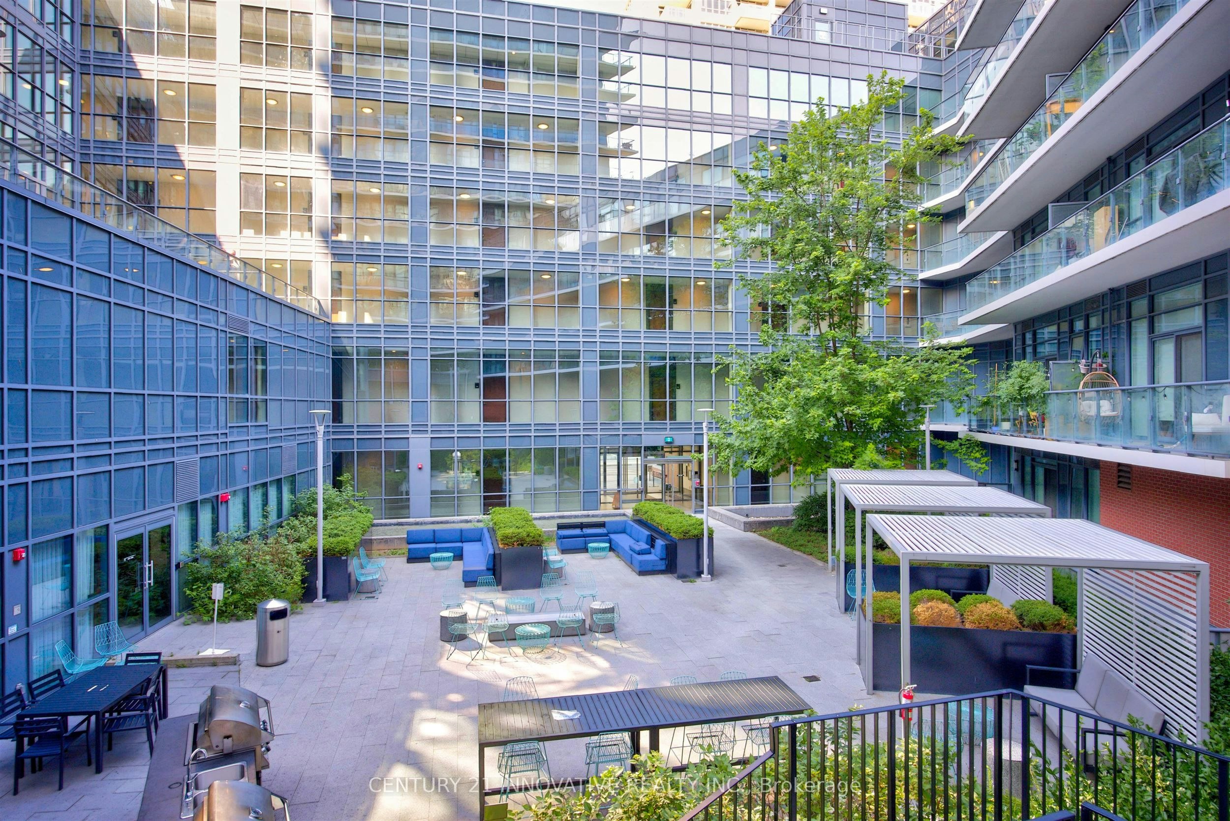 330-38 Iannuzzi Street, Toronto, ON, M5V 0S2 - 26