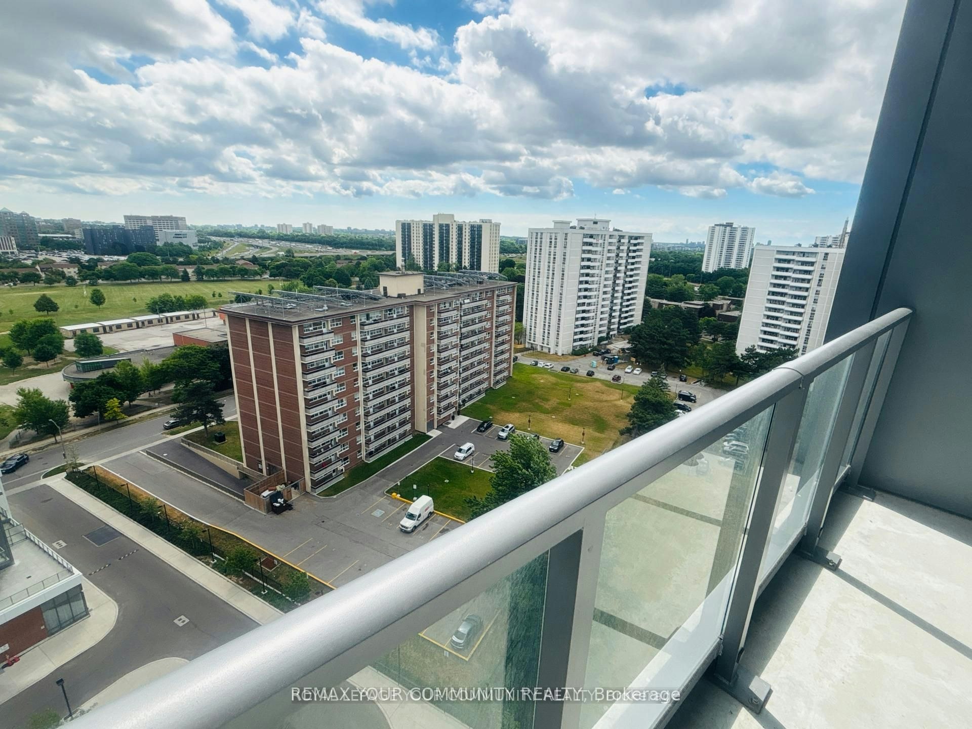 1302-36 Forest Manor Road, Toronto, ON, M2J 1M1 - 19
