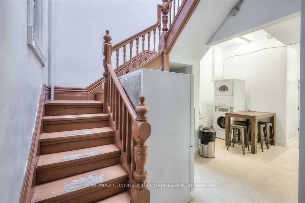 D-324 Spadina Avenue, Toronto, ON, M5T 2E7 - 7