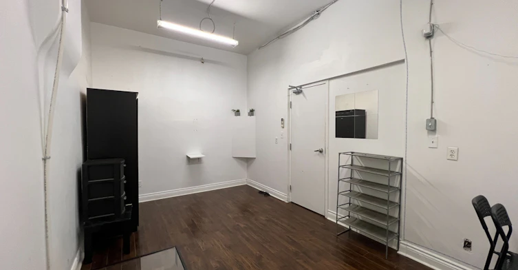 D-324 Spadina Avenue, Toronto, ON, M5T 2E7 - 9