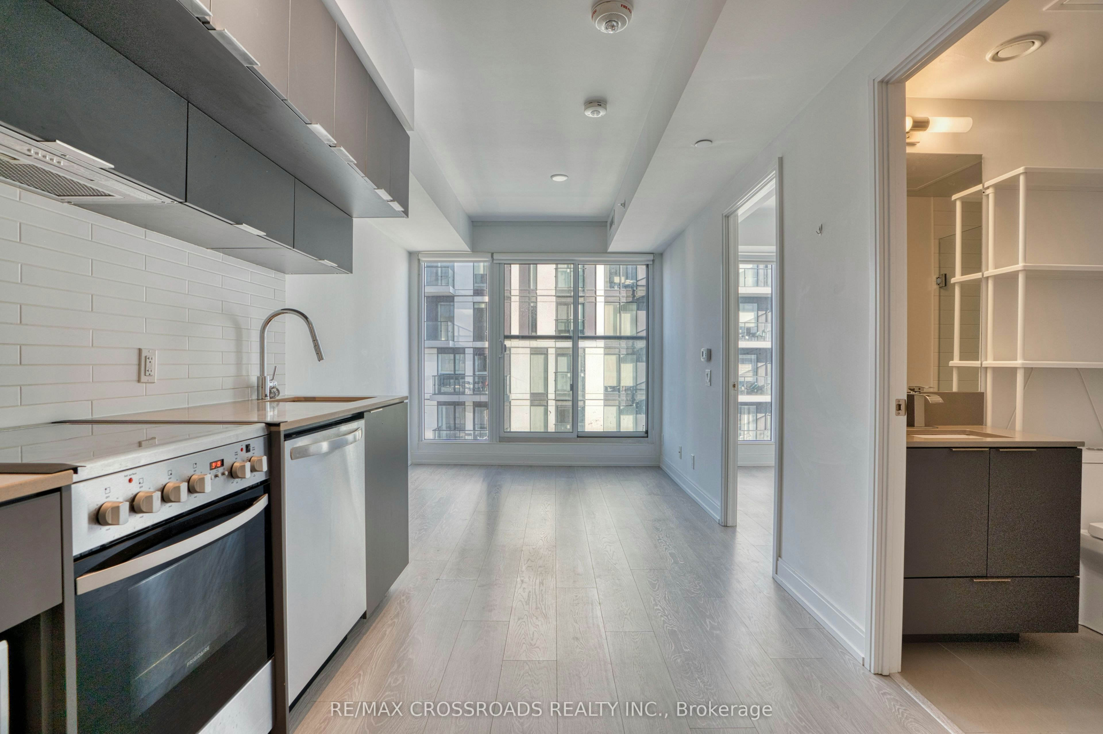 1815-181 Dundas Street E, Toronto, ON, M5A 0N5 - 5