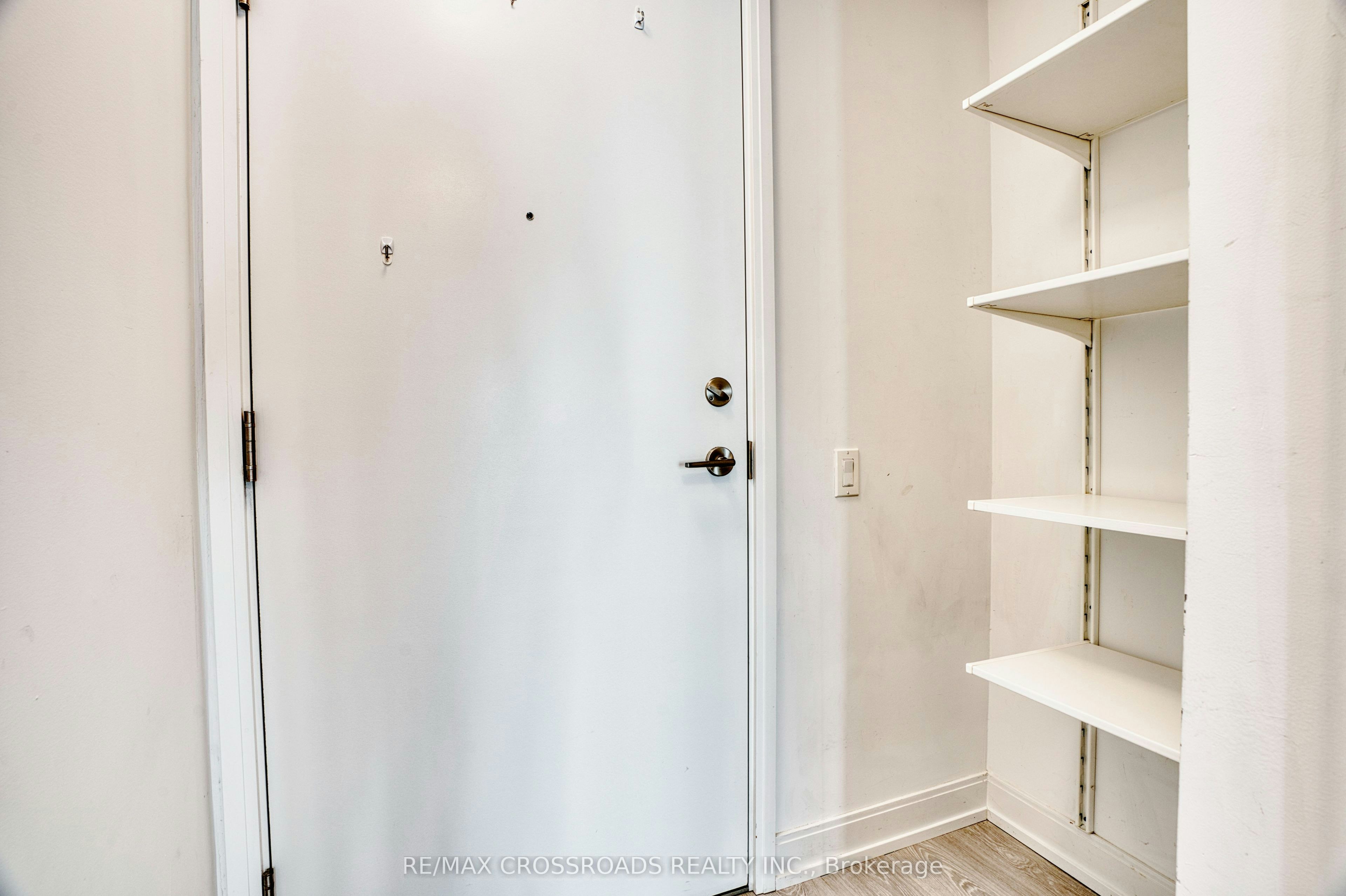 1815-181 Dundas Street E, Toronto, ON, M5A 0N5 - 10