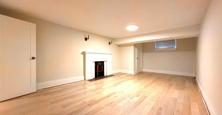 Bsmt-42 Glencairn Avenue, Toronto, ON, M4R 1M5 - 5