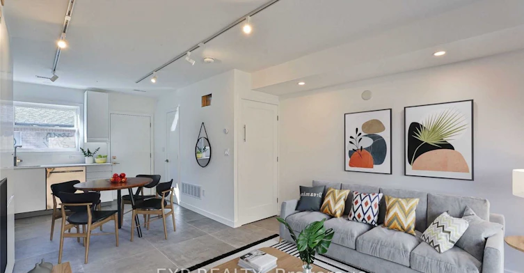 C-452 Montrose Avenue, Toronto, ON, M6G 3H1 - 5