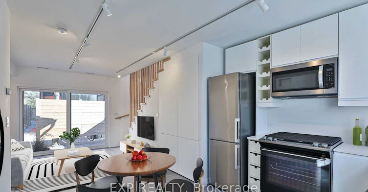 C-452 Montrose Avenue, Toronto, ON, M6G 3H1 - 10