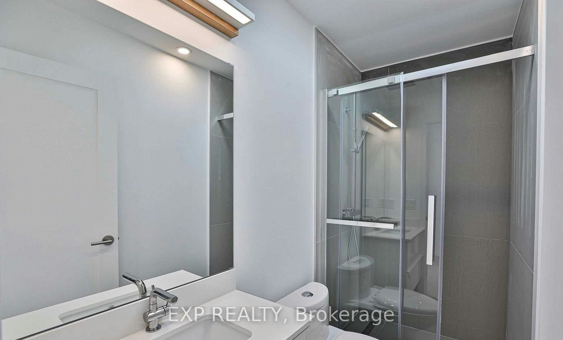 C-452 Montrose Avenue, Toronto, ON, M6G 3H1 - 15