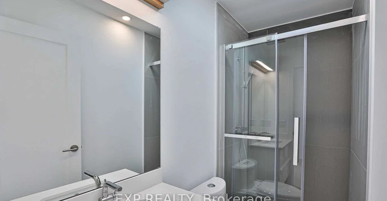 C-452 Montrose Avenue, Toronto, ON, M6G 3H1 - 15