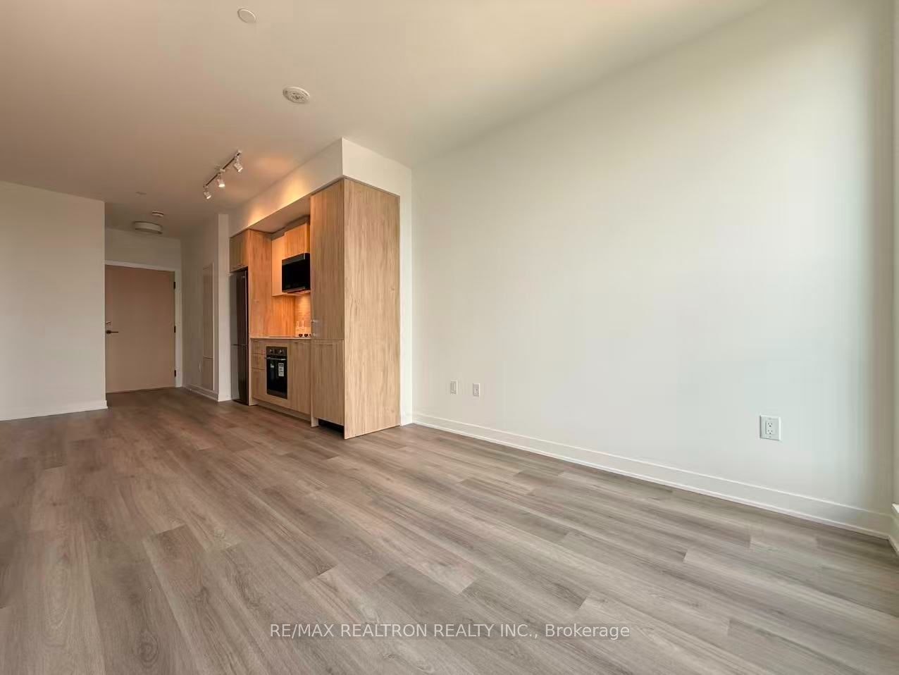 2502-10 Oak Street, Toronto, ON, M5A 0Z1 - 13