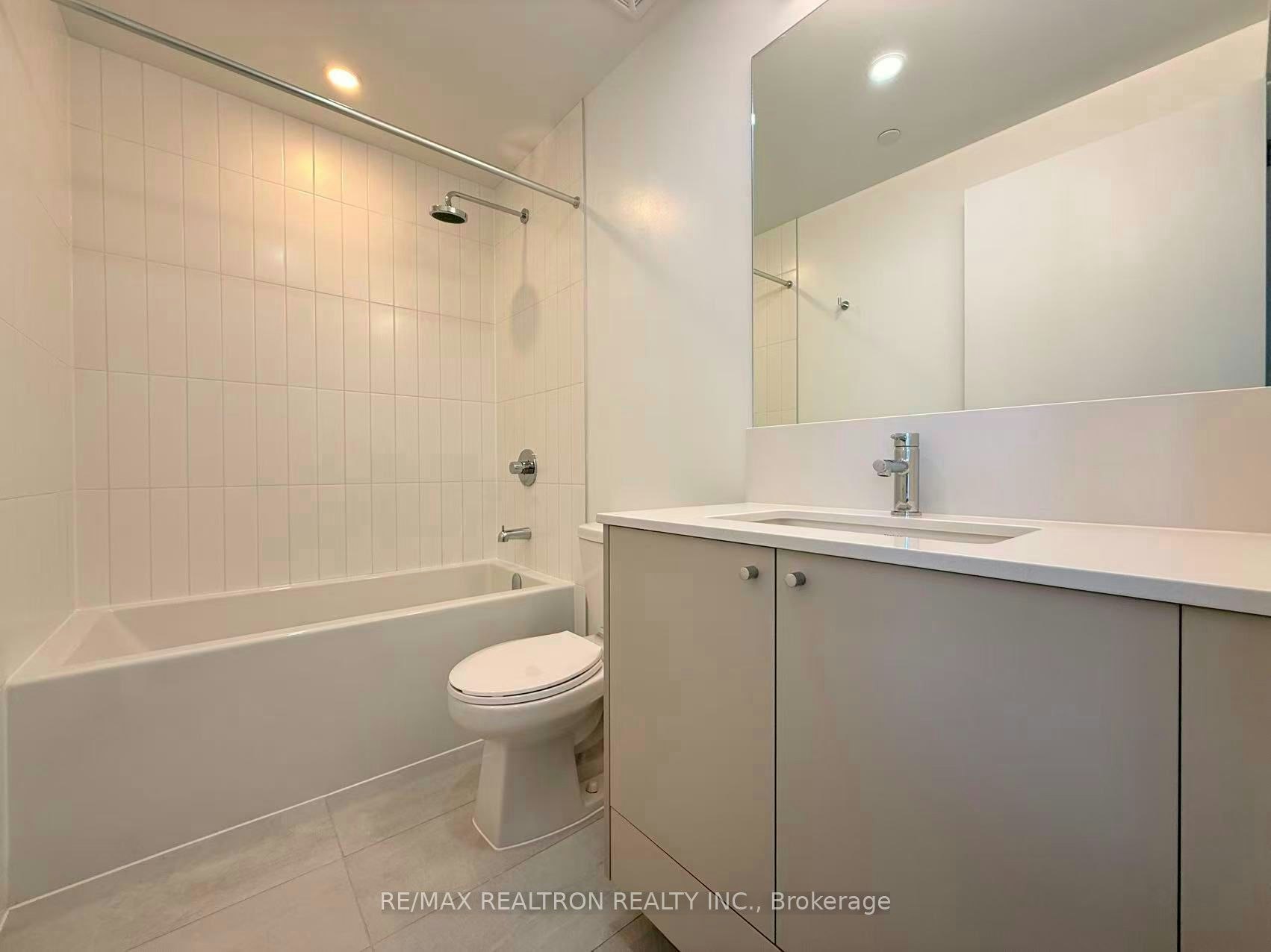 2502-10 Oak Street, Toronto, ON, M5A 0Z1 - 16