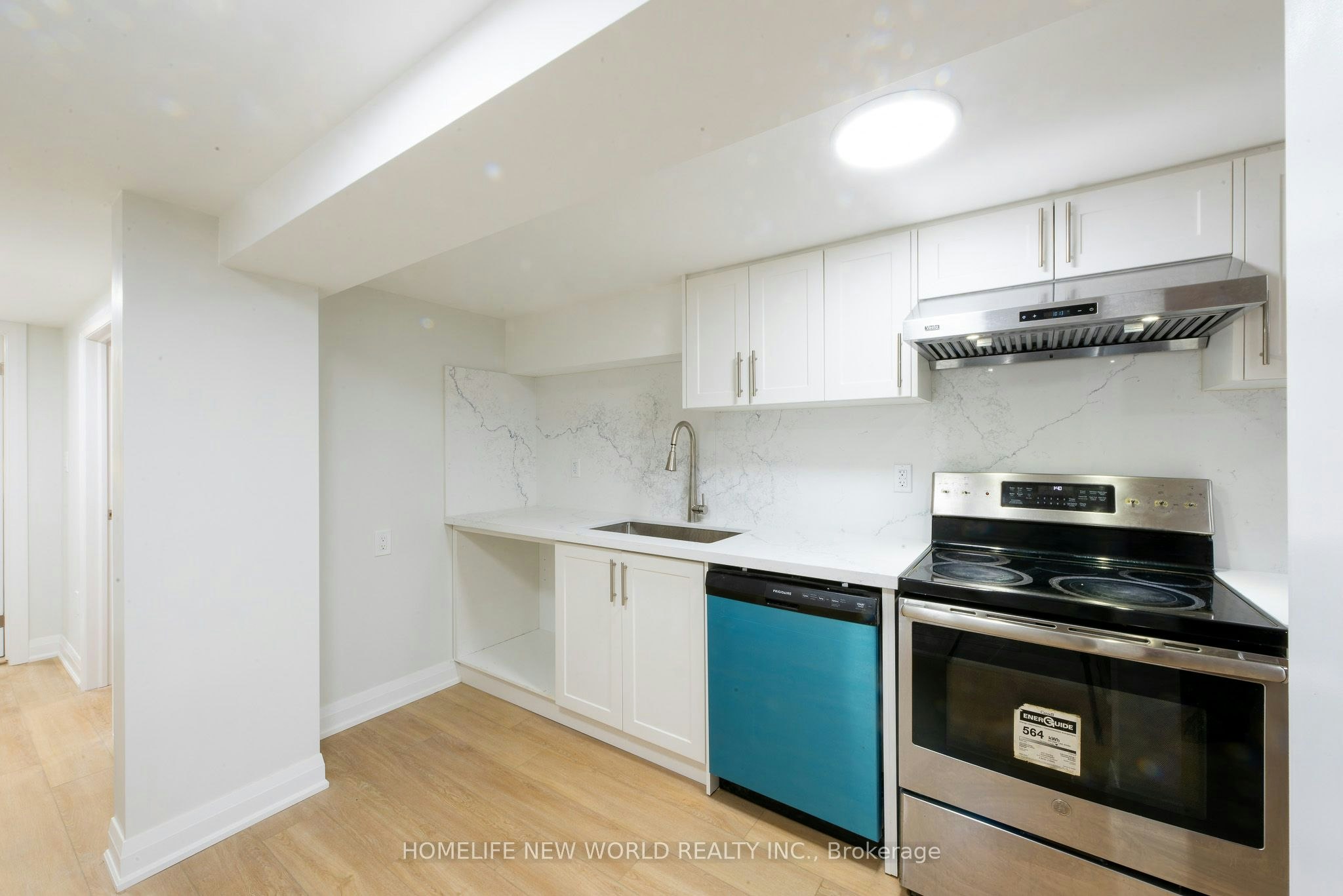 BSMT-1 Clydesdale Drive, Toronto, ON, M2J 3N1 - 7