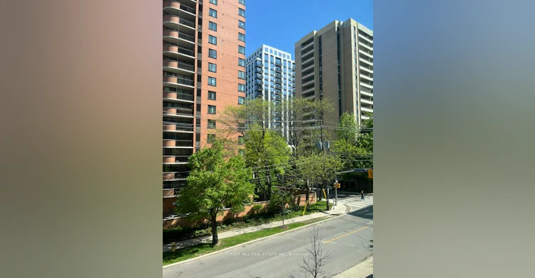 209-320 Tweedsmuir Avenue, Toronto, ON, M5P 2Y3 - 21