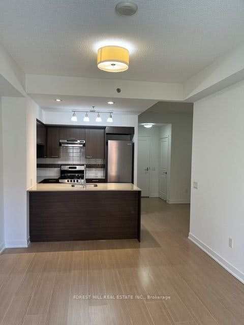 209-320 Tweedsmuir Avenue, Toronto, ON, M5P 2Y3 - 12