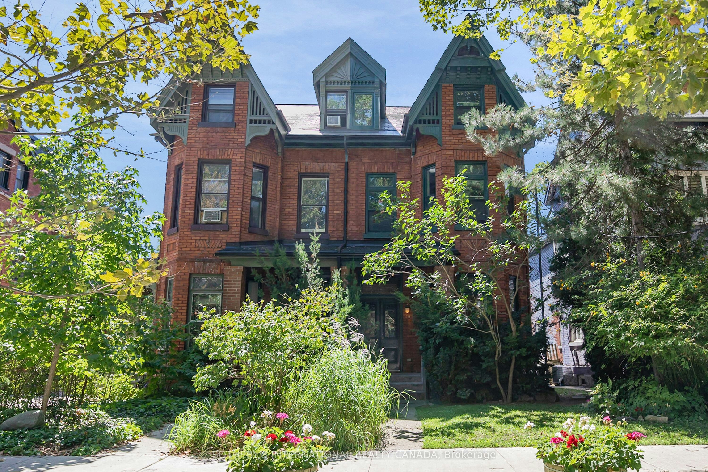 Bsmnt-89 Willcocks Street, Toronto, ON, M5S 1C9