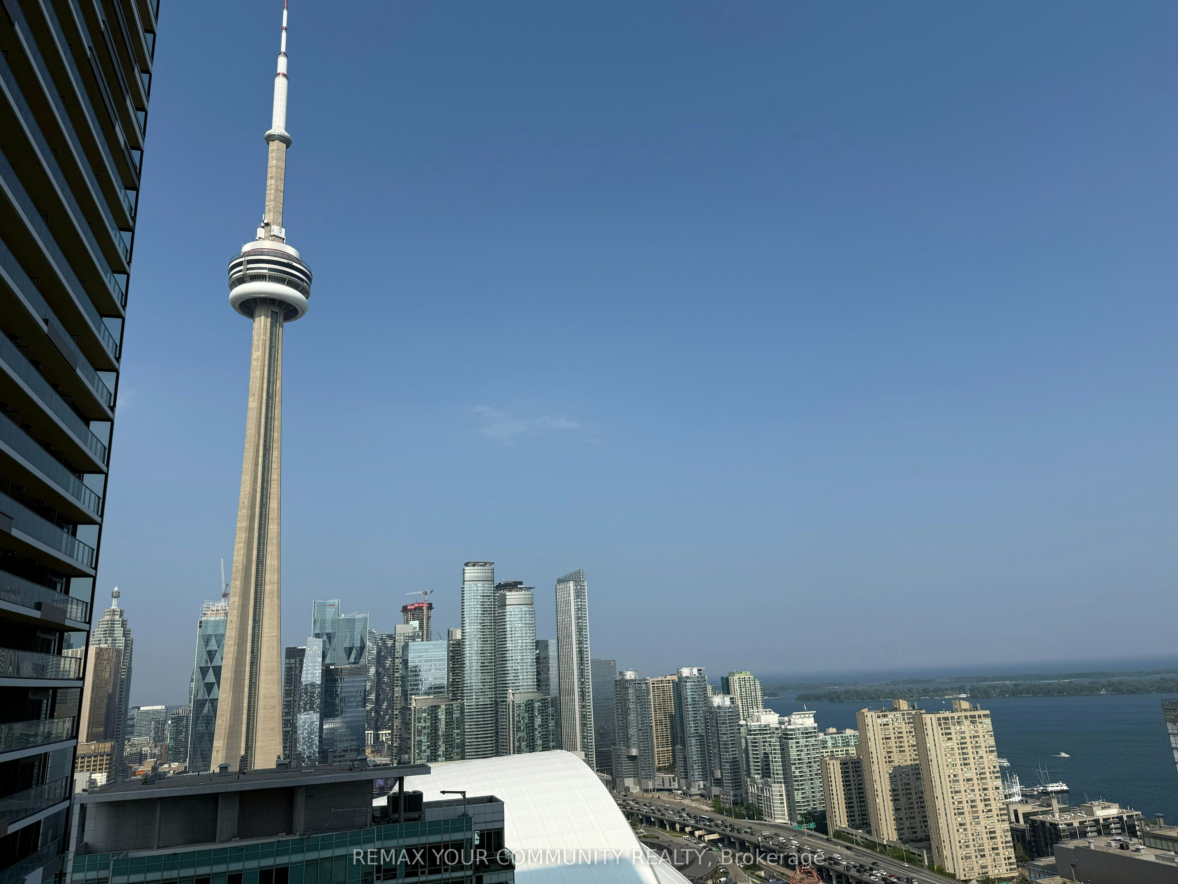 4008-3 Concord Cityplace Way, Toronto, ON, M5V 0X4 - 13