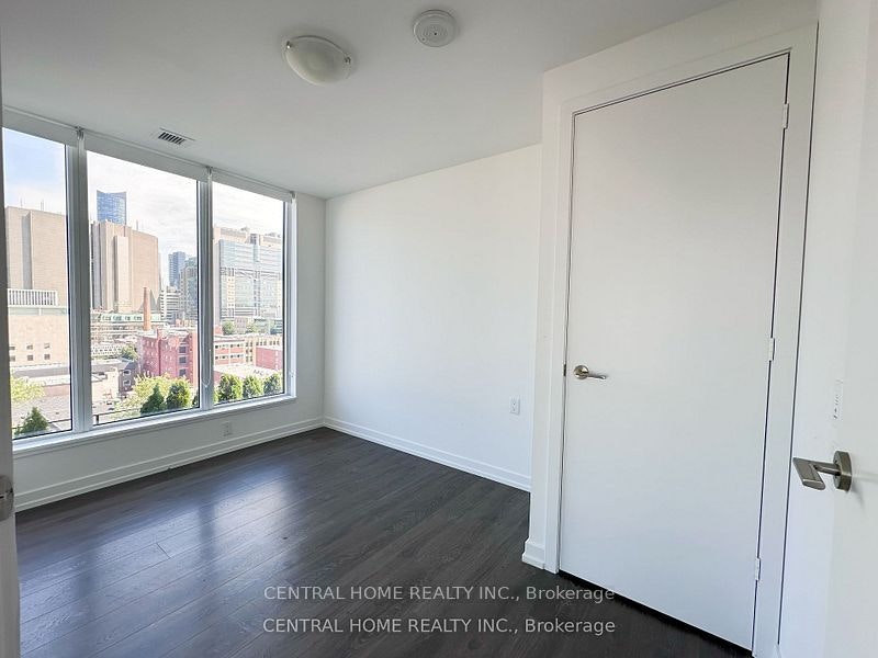 806-203 College Street, Toronto, ON, M5T 1P9 - 8