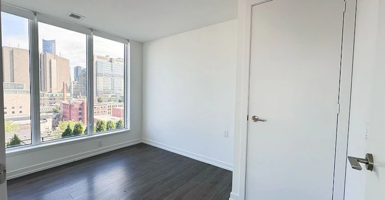 806-203 College Street, Toronto, ON, M5T 1P9 - 8