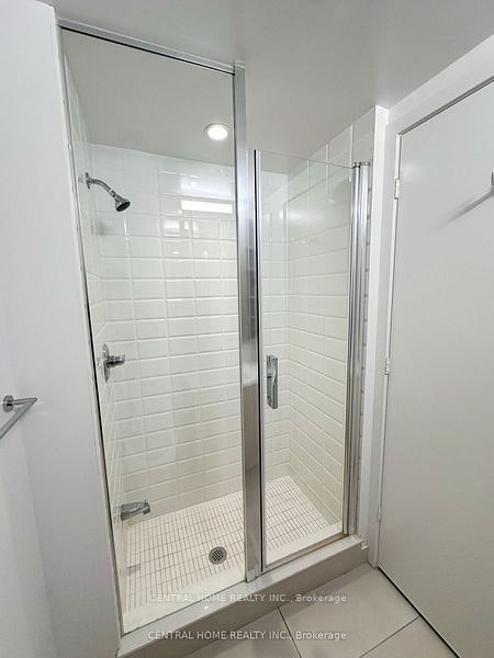 806-203 College Street, Toronto, ON, M5T 1P9 - 12