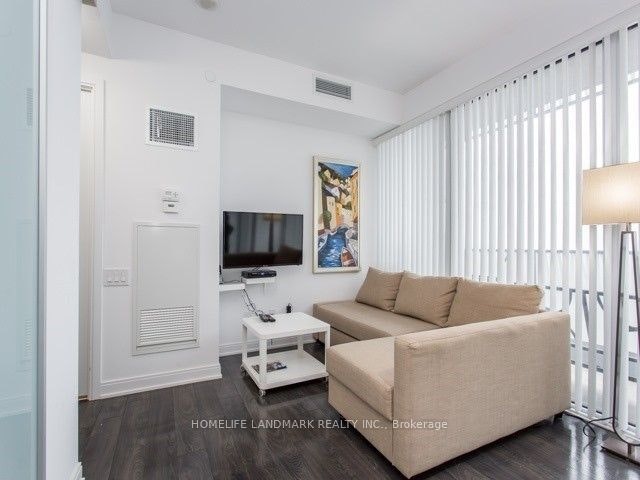 3809-42 Charles Street E, Toronto, ON, M4Y 1T4 - 2