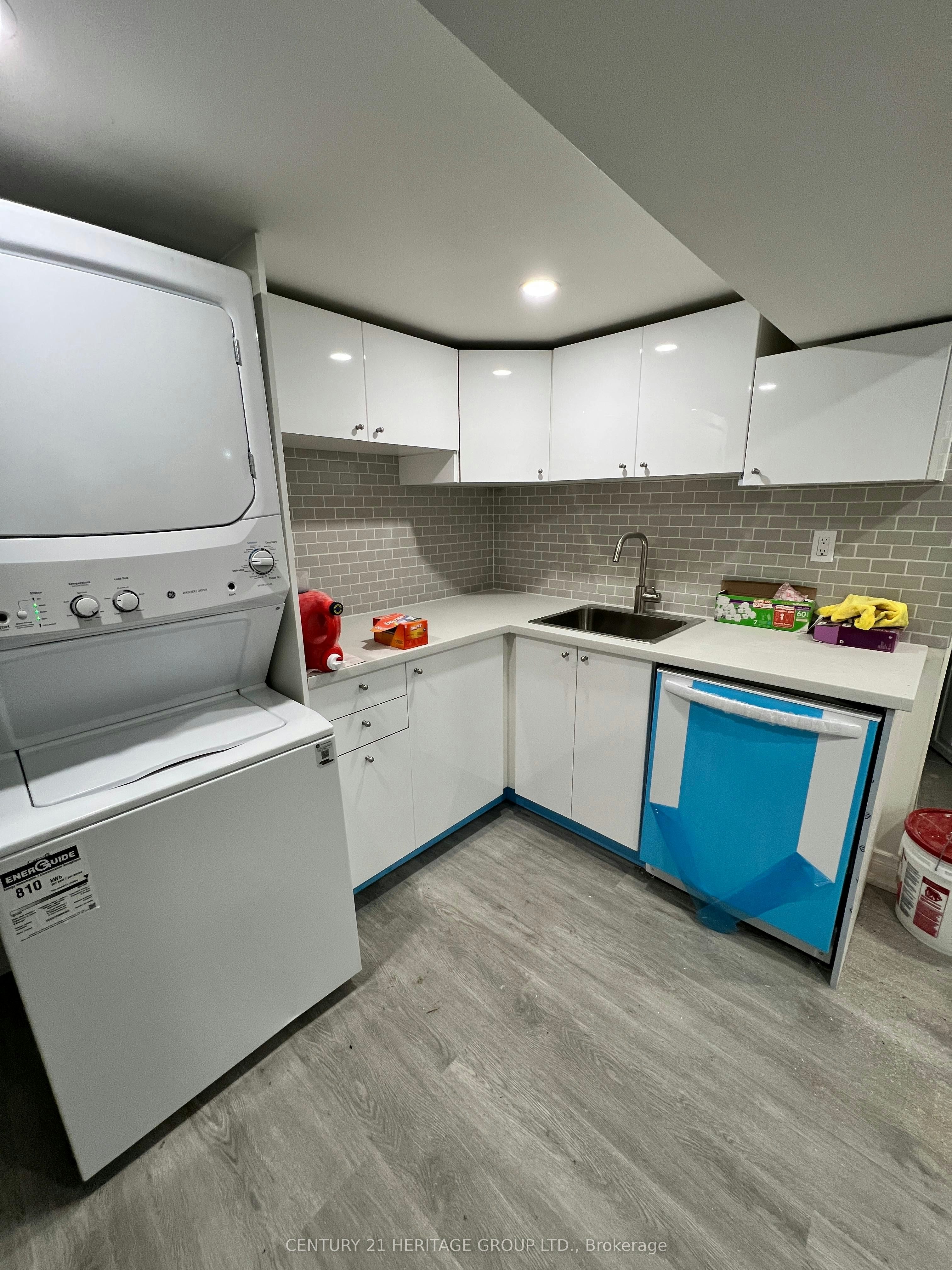 Bsmt-91 Kingslake Road, Toronto, ON, M2J 3E7 - 3