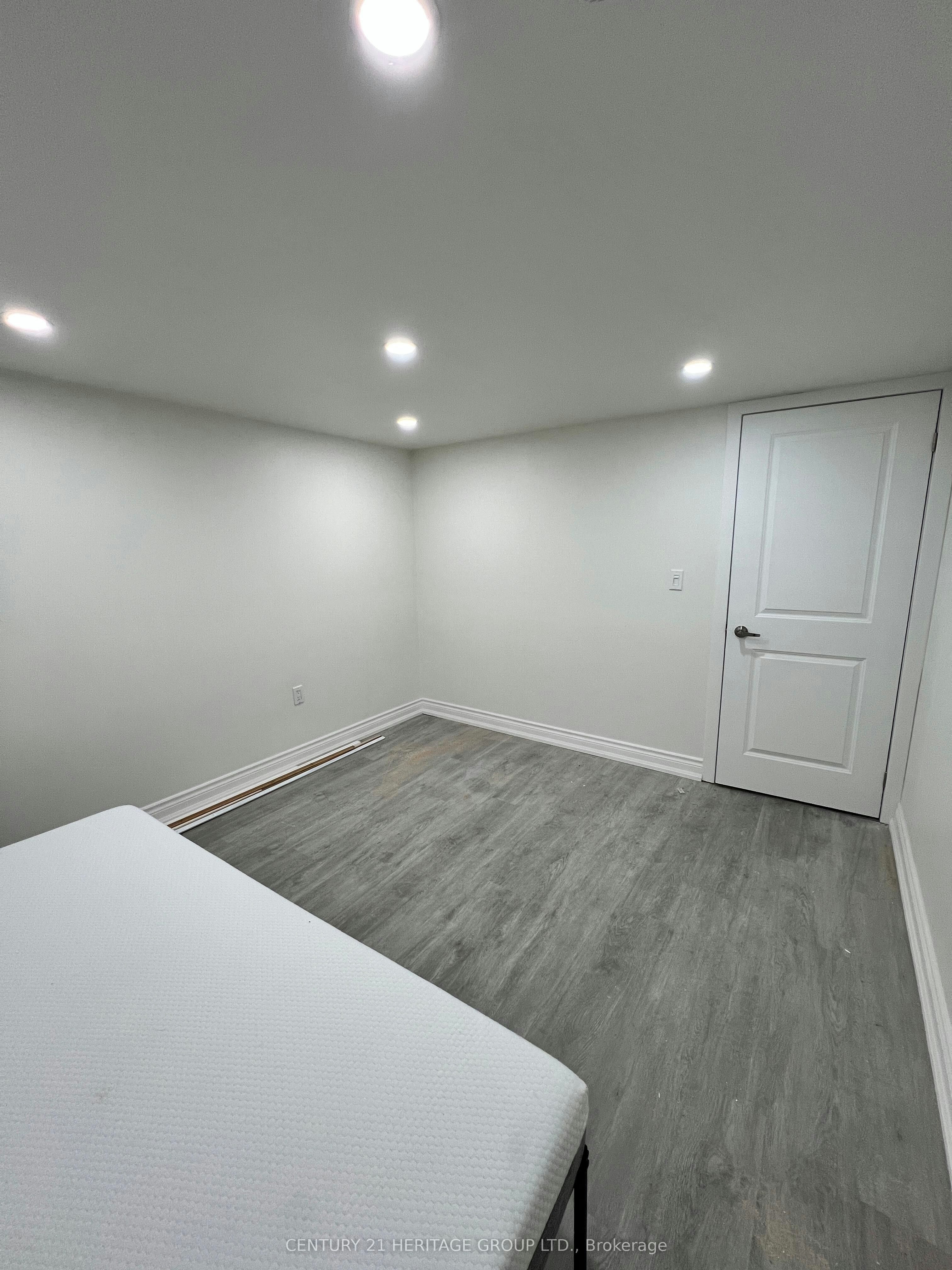 Bsmt-91 Kingslake Road, Toronto, ON, M2J 3E7 - 4
