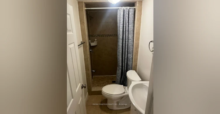 Lower-58 Finch Avenue E, Toronto, ON, M2N 4R3 - 5