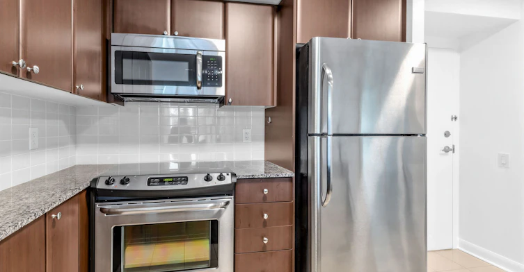 630-525 Wilson Avenue, Toronto, ON, M3H 0A7 - 11